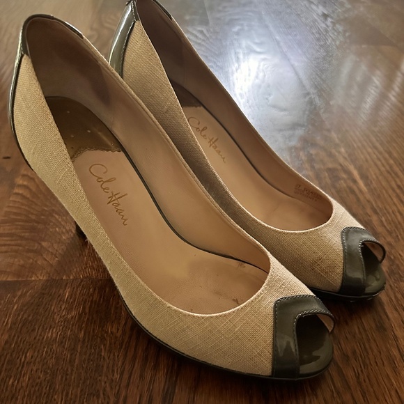 Cole Haan Nike Air Spectator Two Tone Peep Toe Platform Pumps - Size 7B - Picture 2 of 12